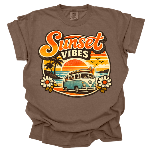 Vintage Sunset Vibes Short Sleeve T-shirt